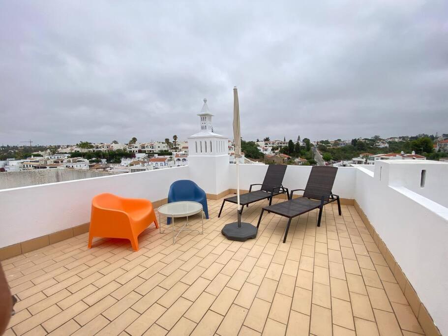 Apartamento Amparo-T2 C/Piscina Carvoeiro  Bagian luar foto